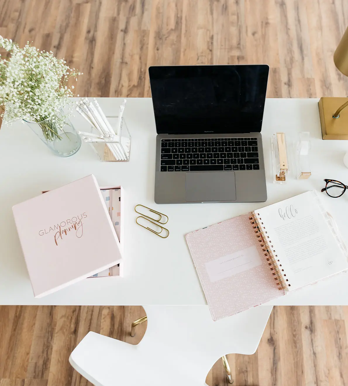 tidy-desk
